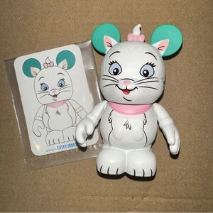 DISNEY VINYLMATION MARIE THE ARISTOCATS BRAND NEW WITH COLLECTIVE CARD 3”